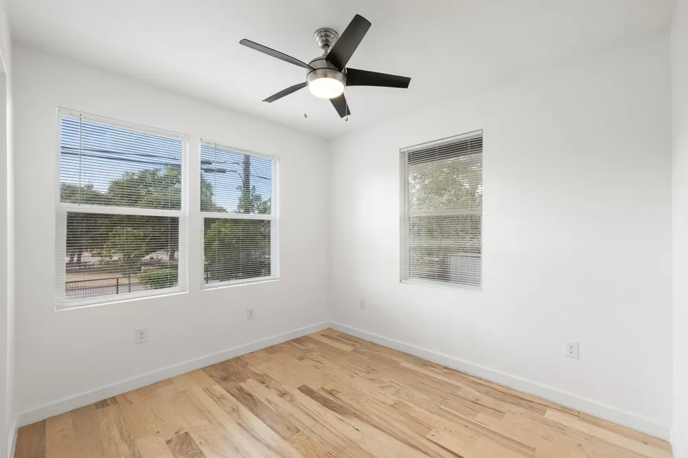 1905 Brackenridge Street Austin, TX 78704