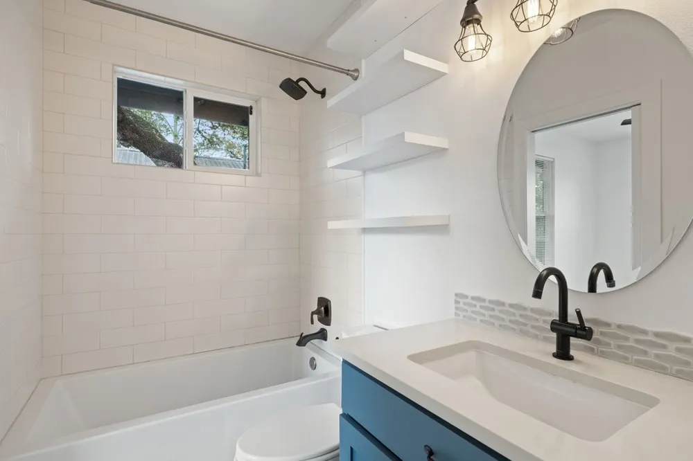 1905 Brackenridge Street Austin, TX 78704