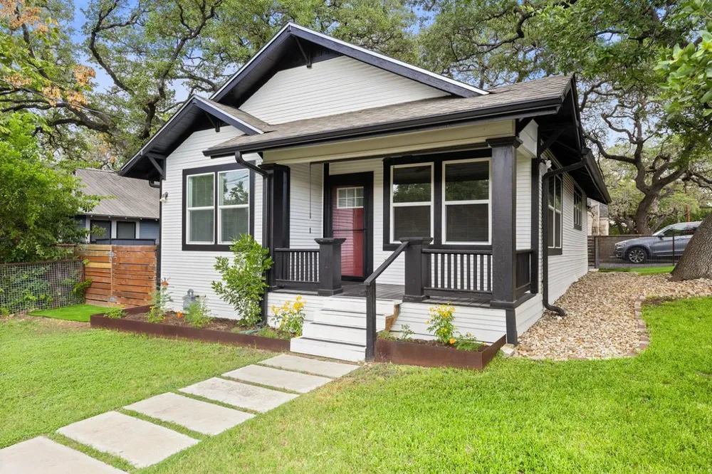 1905 Brackenridge Street Austin, TX 78704