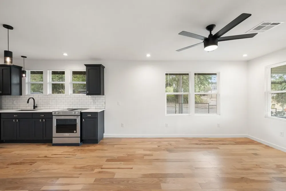 1905 Brackenridge Street Austin, TX 78704