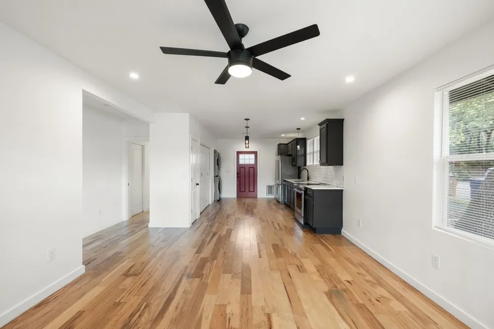 1905 Brackenridge Street Austin, TX 78704
