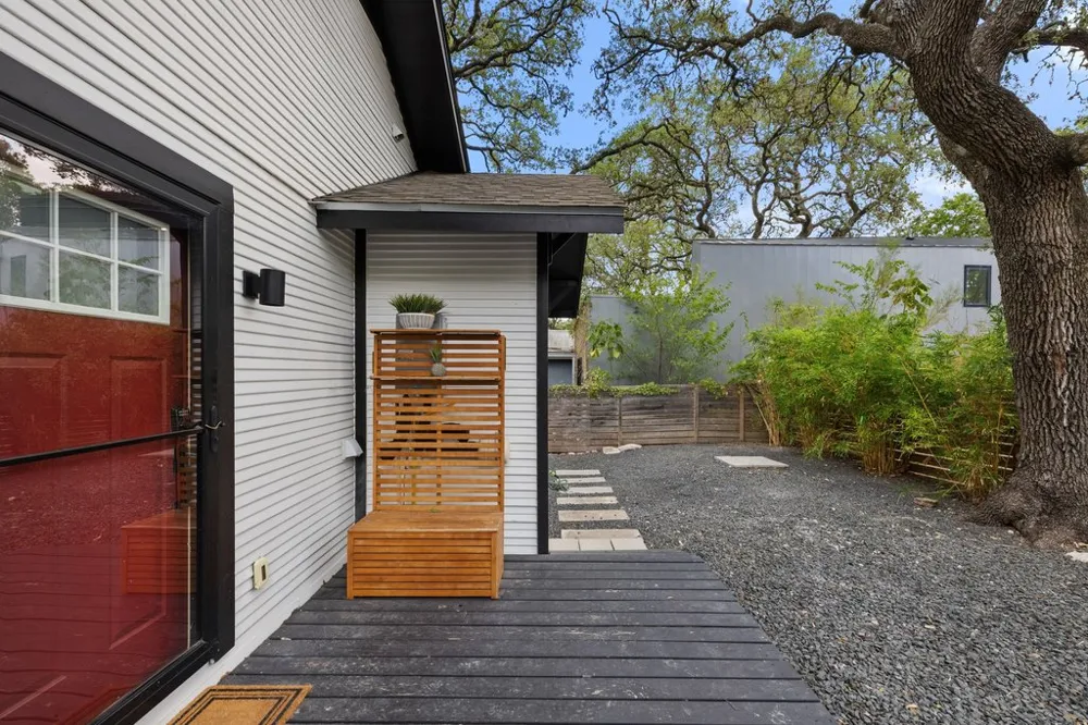 1905 Brackenridge Street Austin, TX 78704
