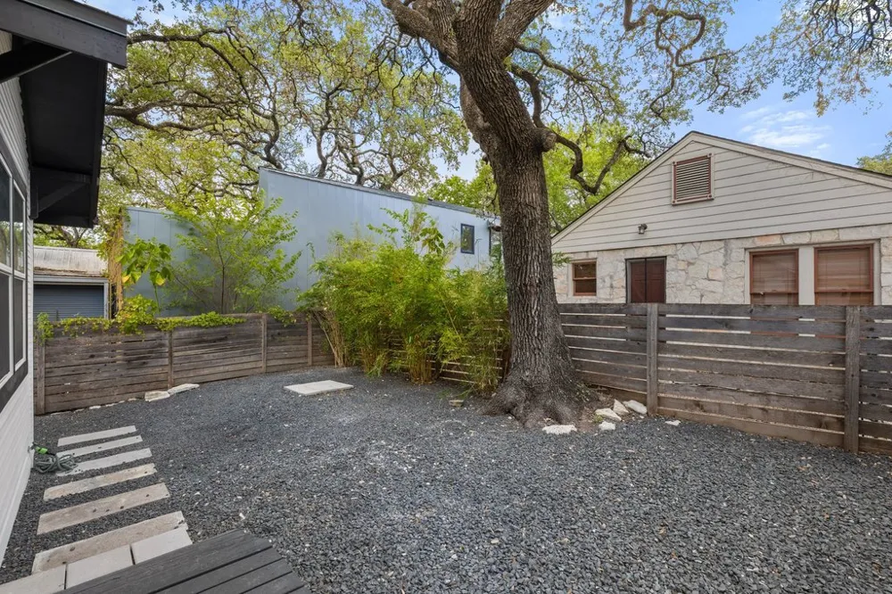 1905 Brackenridge Street Austin, TX 78704