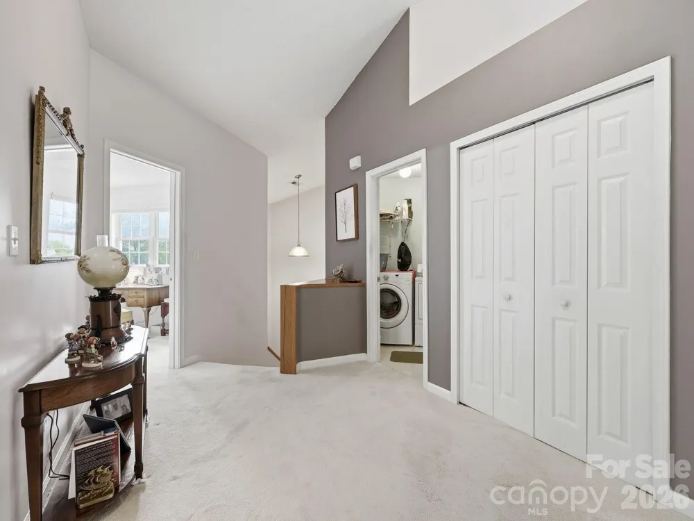 135 Ewarts Pond Road Hendersonville, NC 28739