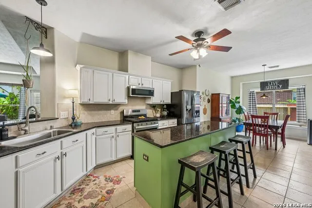 2115 CHESTER FORT DR Spring, TX 77373