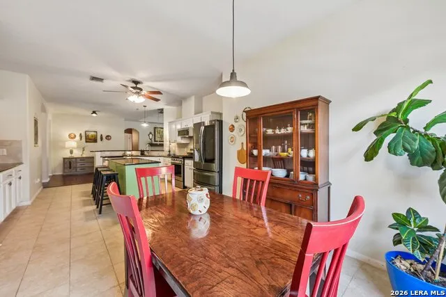 2115 CHESTER FORT DR Spring, TX 77373