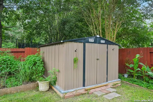 2115 CHESTER FORT DR Spring, TX 77373