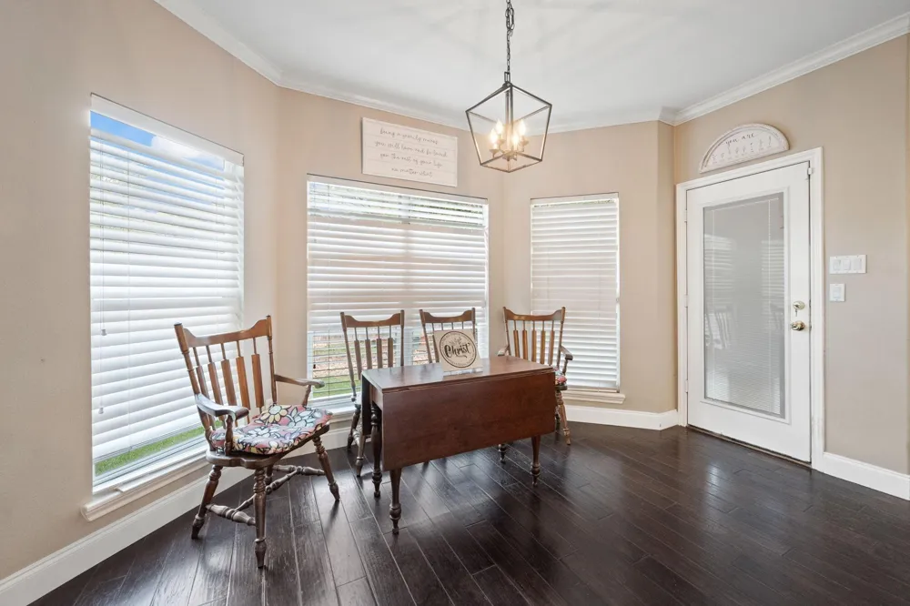 137 Dawns Edge Drive Montgomery, TX 77356