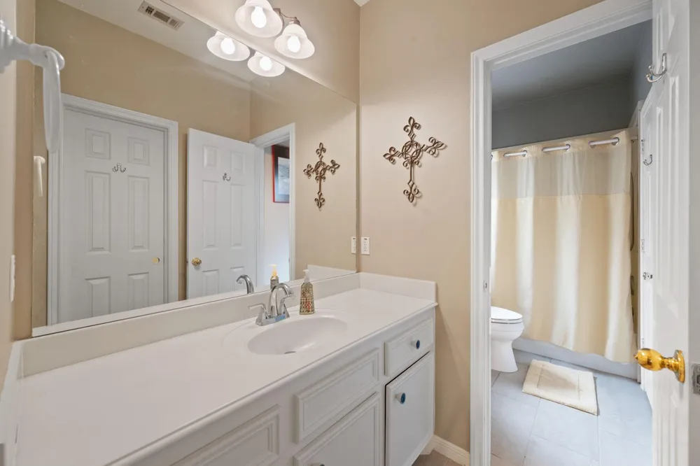 137 Dawns Edge Drive Montgomery, TX 77356