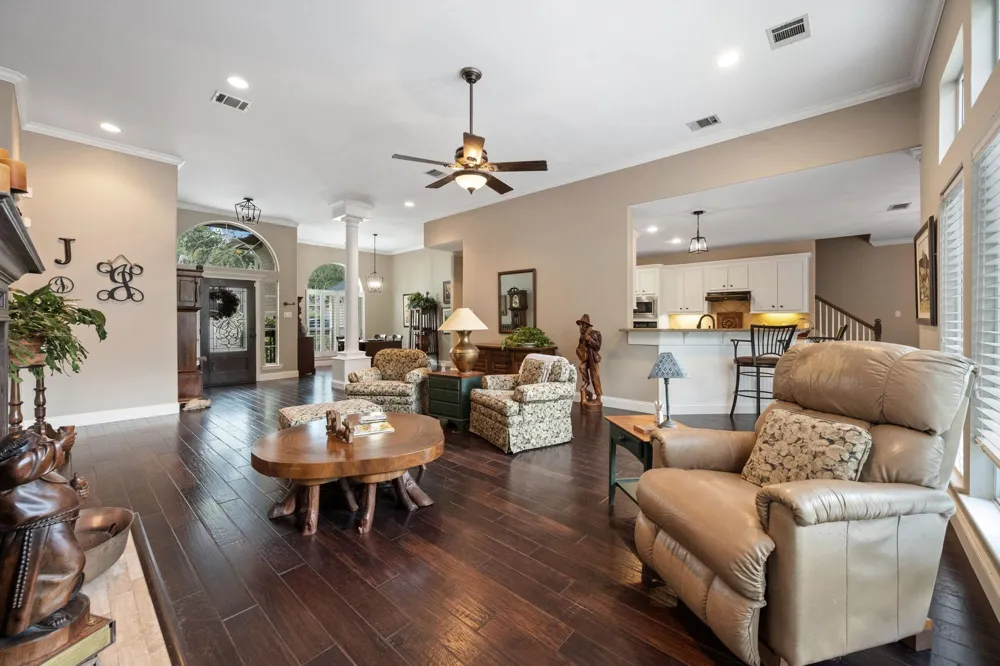 137 Dawns Edge Drive Montgomery, TX 77356