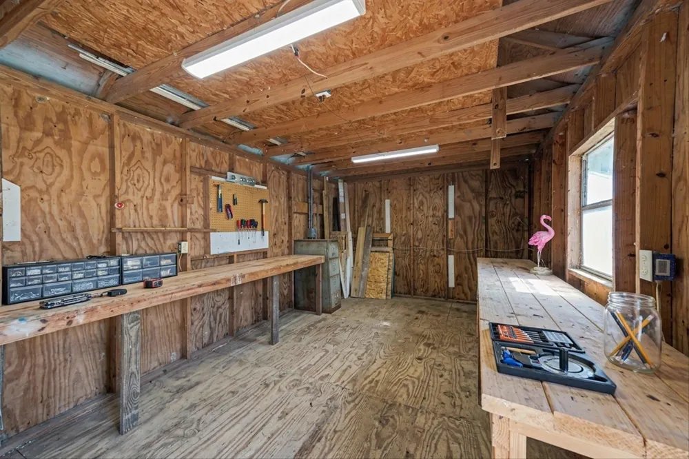 144 Imogene Livingston, TX 77351
