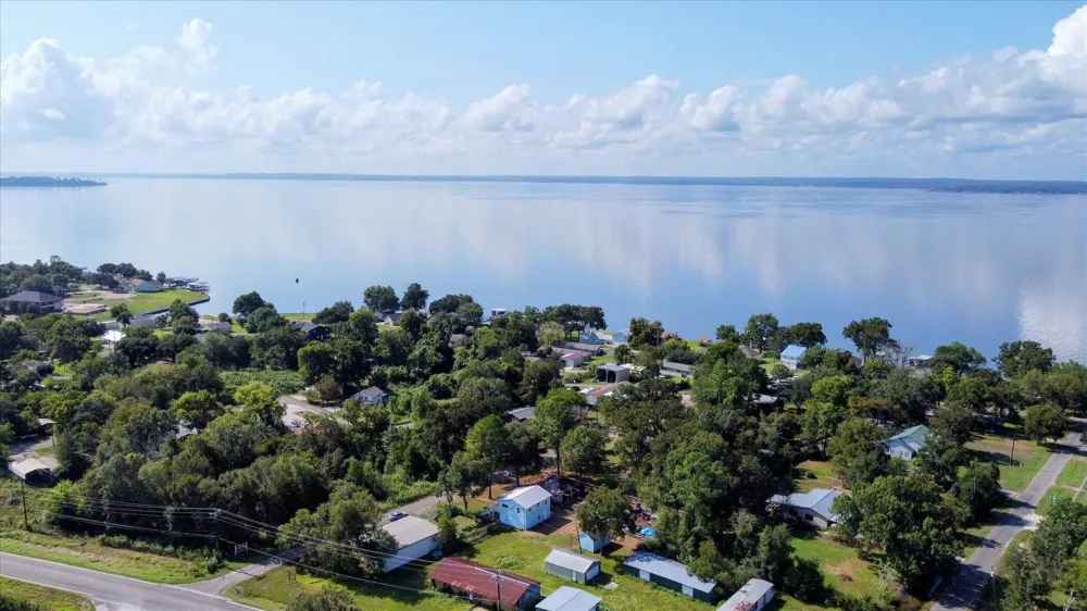 144 Imogene Livingston, TX 77351