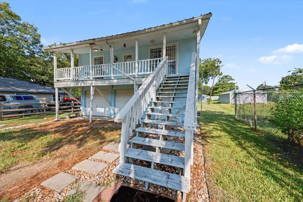 144 Imogene Livingston, TX 77351