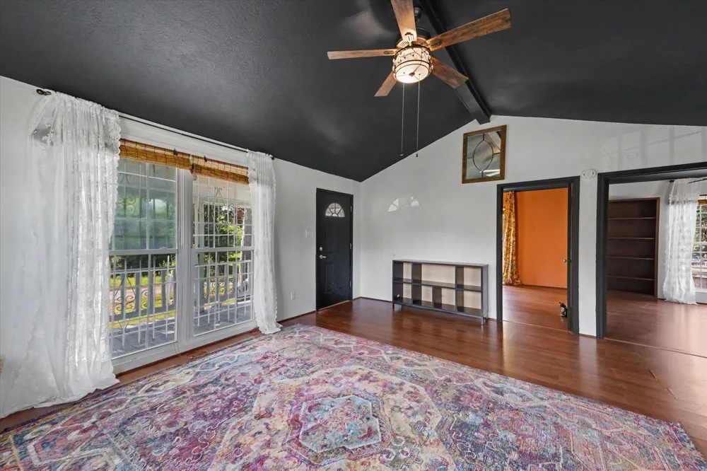 144 Imogene Livingston, TX 77351