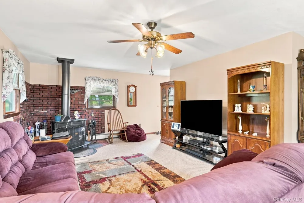 431 Newport Bridge Road Pine Island, NY 10969