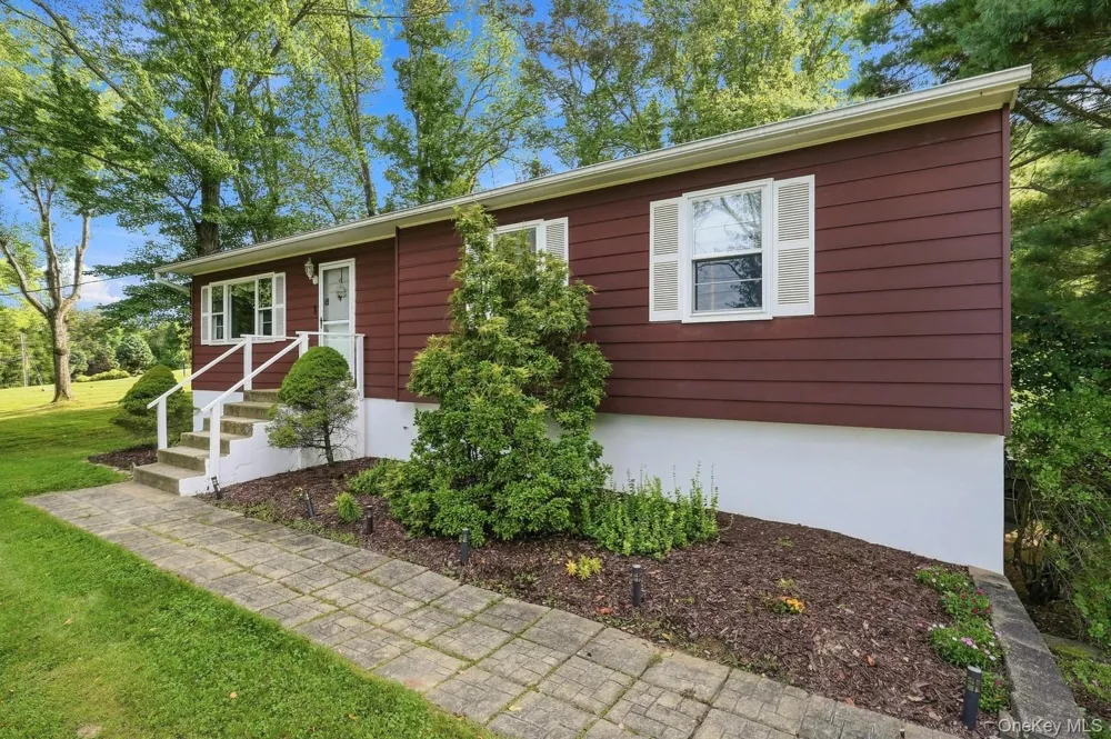 431 Newport Bridge Road Pine Island, NY 10969