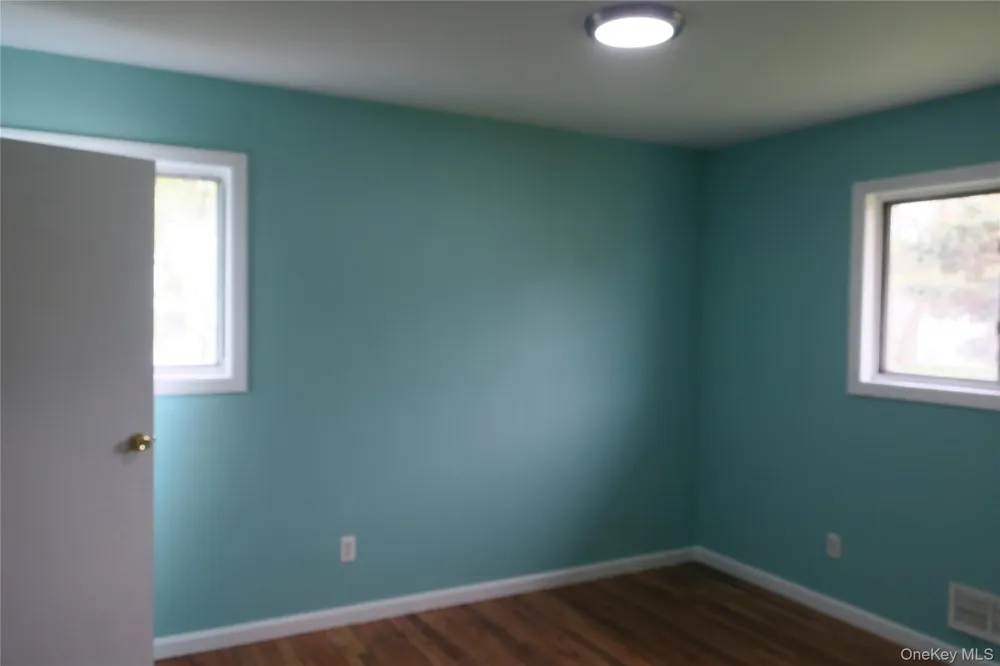 1703 Manatuck Boulevard Bay Shore, NY 11706