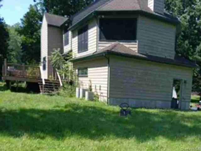6 Brookside Lane Ossining, NY 10562