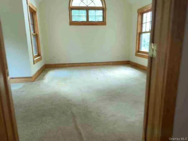 6 Brookside Lane Ossining, NY 10562