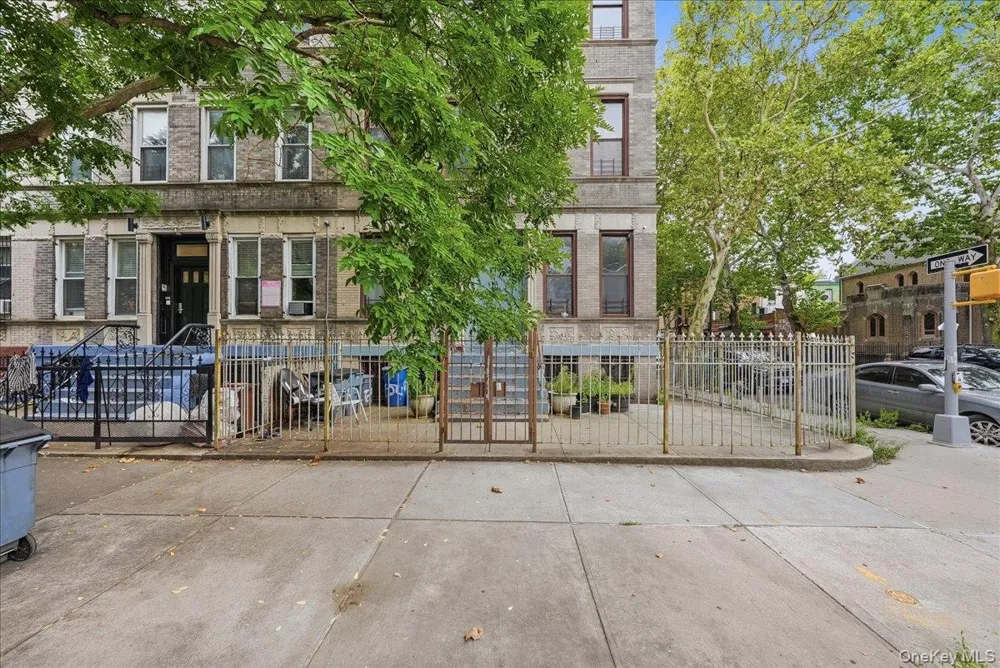 654 Mac Donough Street Brooklyn, NY 11233