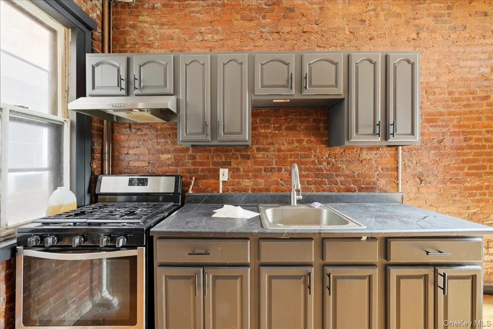 654 Mac Donough Street Brooklyn, NY 11233