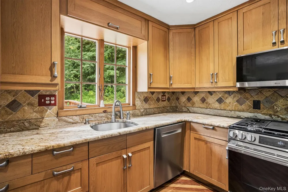 212 Old Albany Post Road Garrison, NY 10524