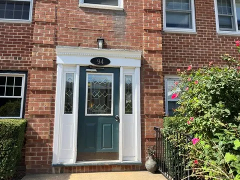 94 Shore Road #C1
