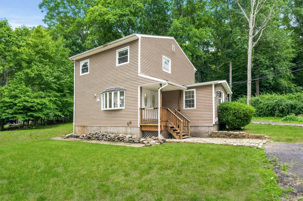 2 Echo Trail Monroe, NY 10950