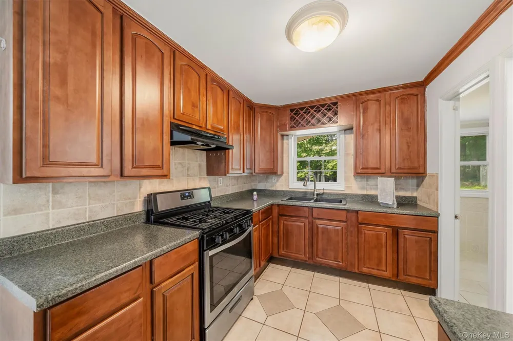 2 Echo Trail Monroe, NY 10950
