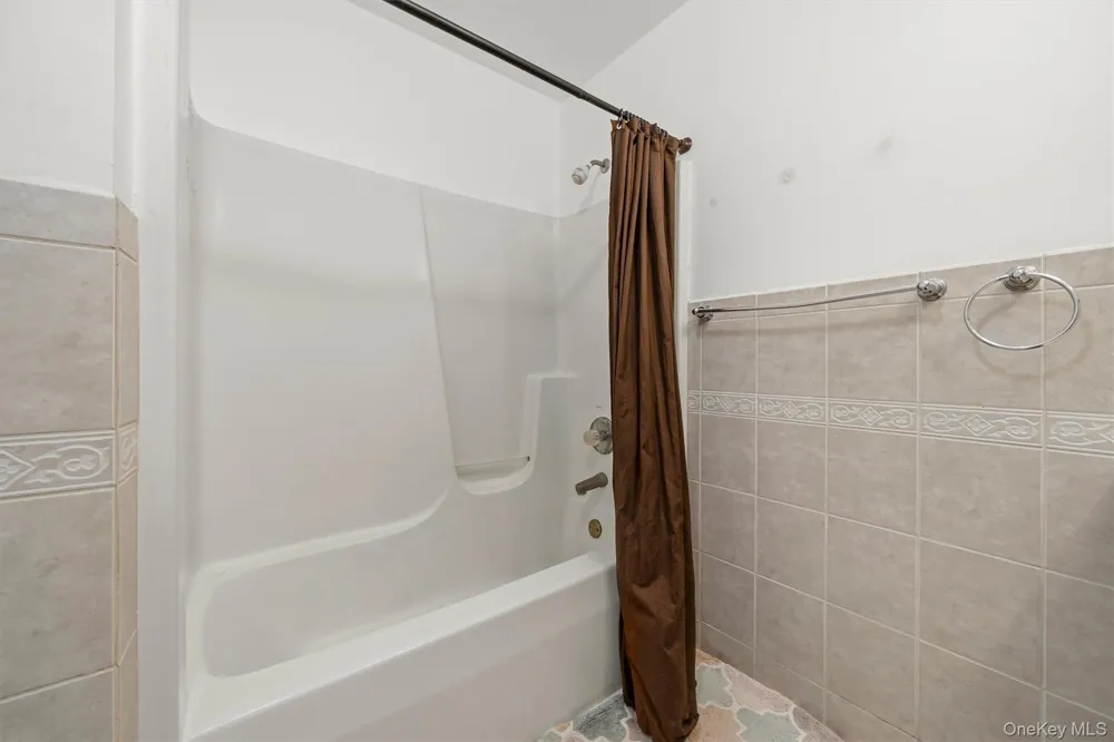 2 Echo Trail Monroe, NY 10950