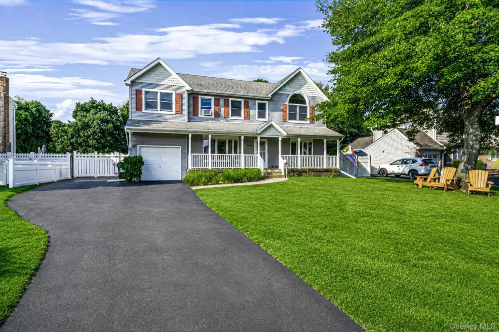 65 Sylvia Drive West Islip, NY 11795