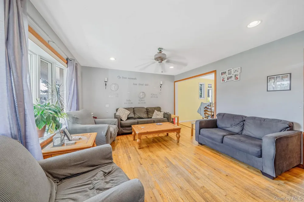 65 Sylvia Drive West Islip, NY 11795