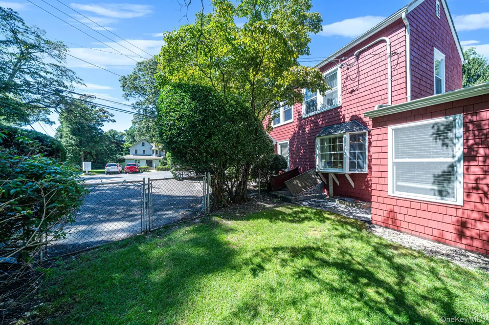 131 Quaker Path East Setauket, NY 11733