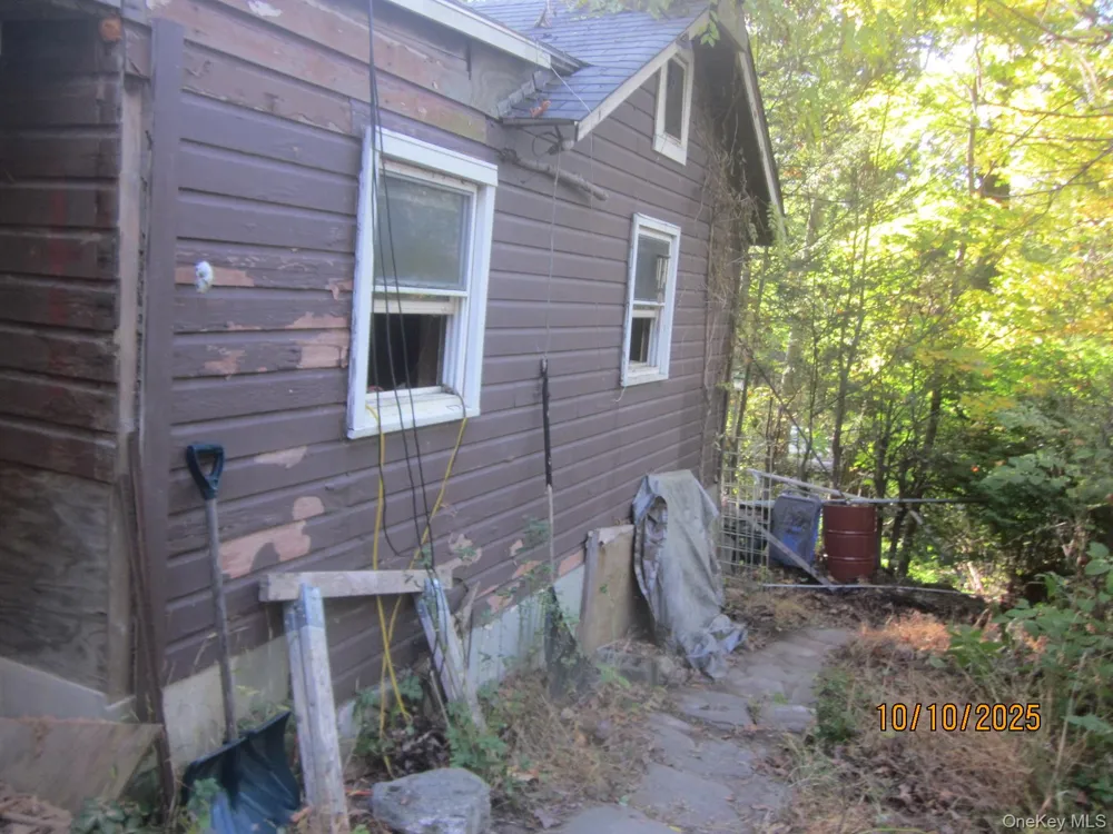 11 Woodland Circle S Monroe, NY 10950
