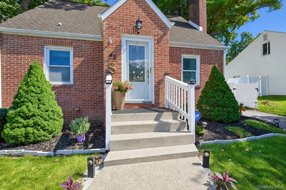 42 Streit Avenue Poughkeepsie, NY 12603