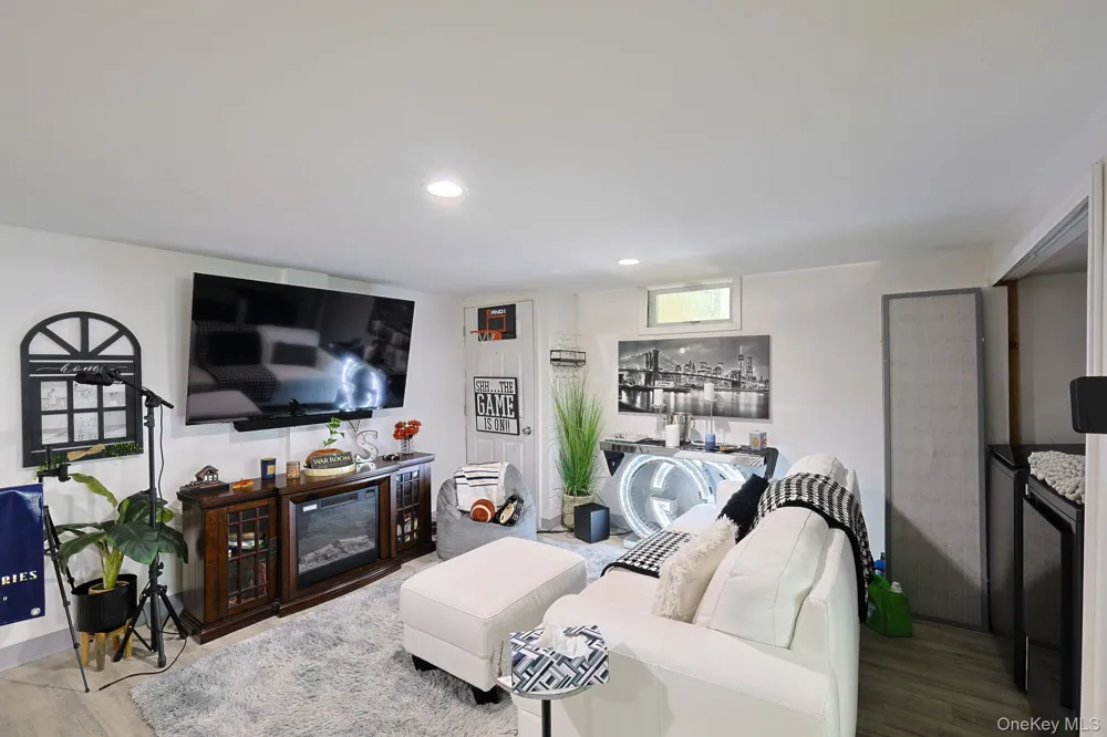 42 Streit Avenue Poughkeepsie, NY 12603