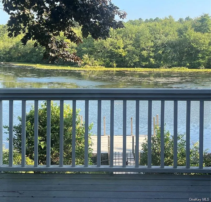 1375 West Main Street Riverhead, NY 11901