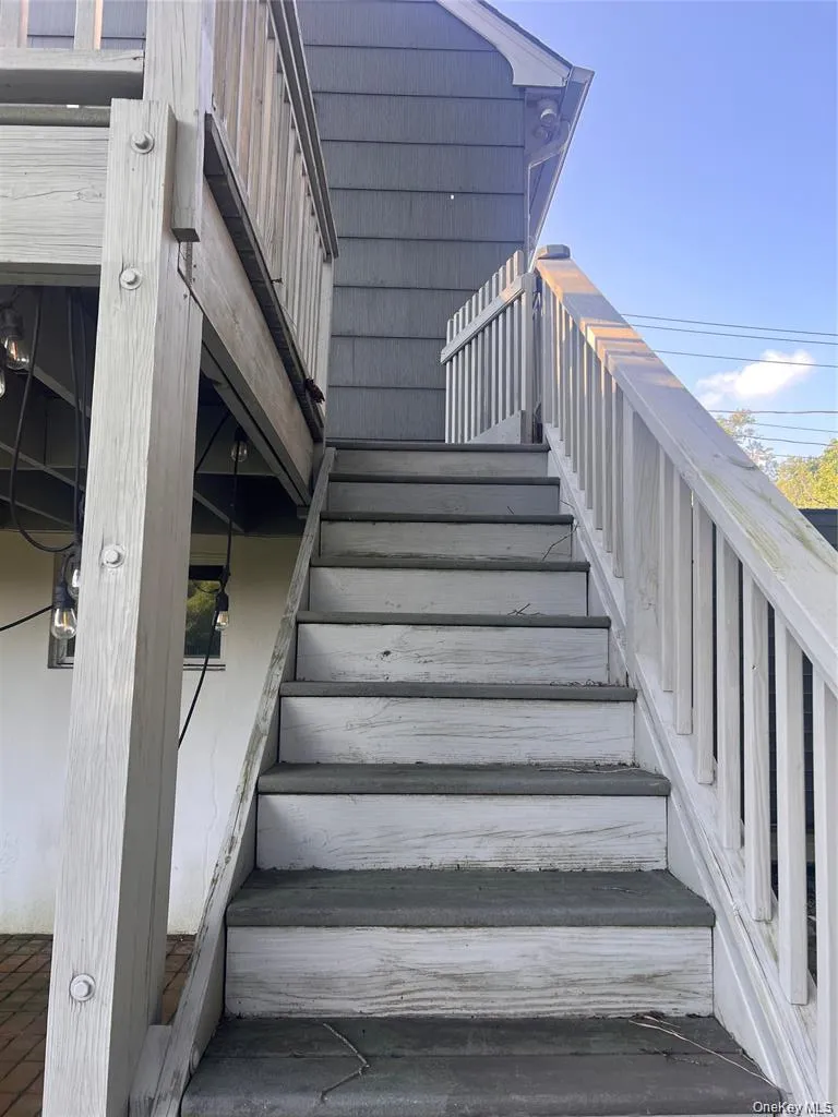 1375 West Main Street Riverhead, NY 11901