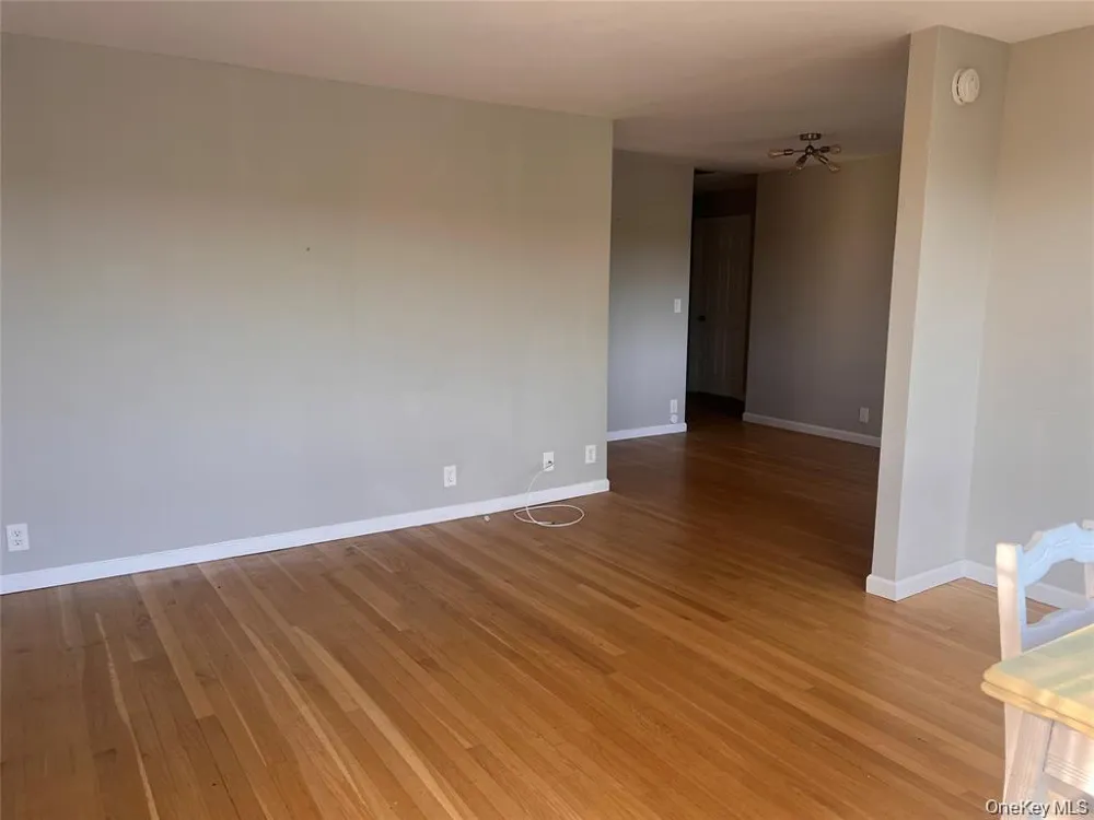 1375 West Main Street Riverhead, NY 11901