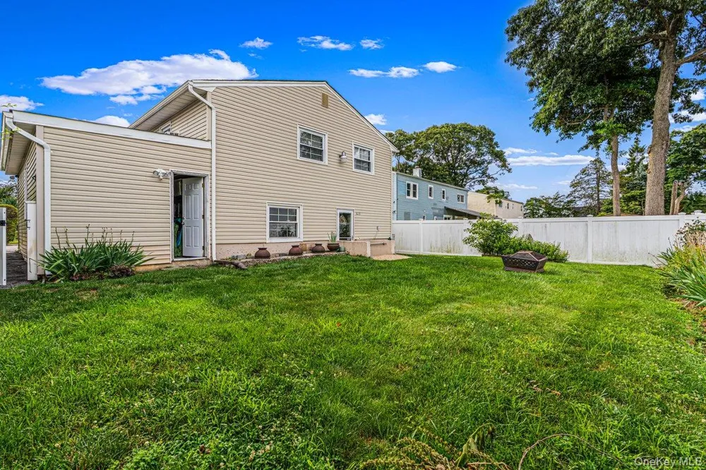 115 Margaretta Avenue Massapequa, NY 11758