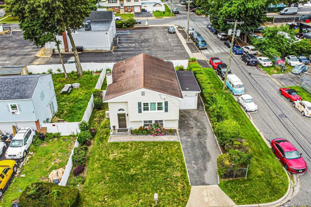 115 Margaretta Avenue Massapequa, NY 11758
