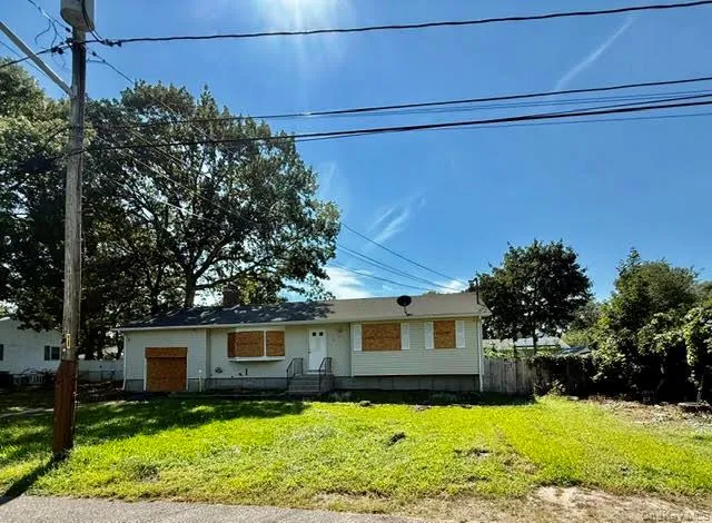 76 Wilson Avenue Mastic Beach, NY 11951