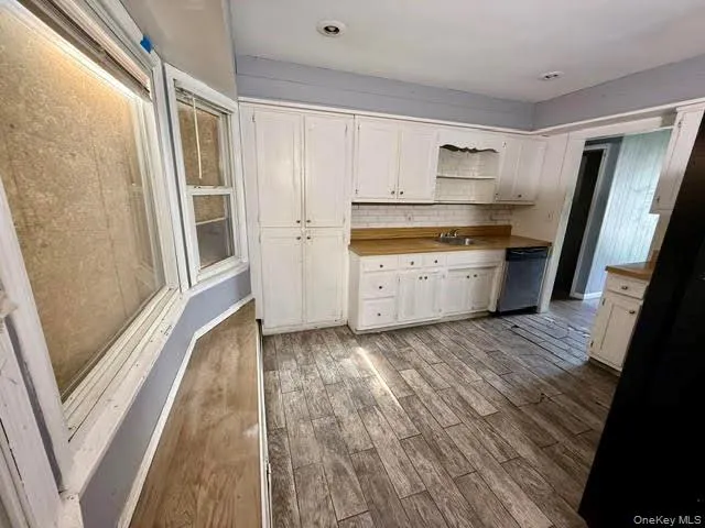 76 Wilson Avenue Mastic Beach, NY 11951