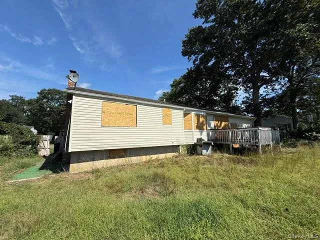 76 Wilson Avenue Mastic Beach, NY 11951