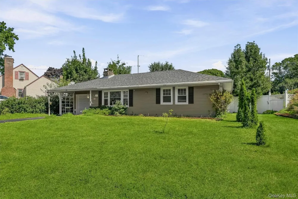 105 Pine Drive New Windsor, NY 12553