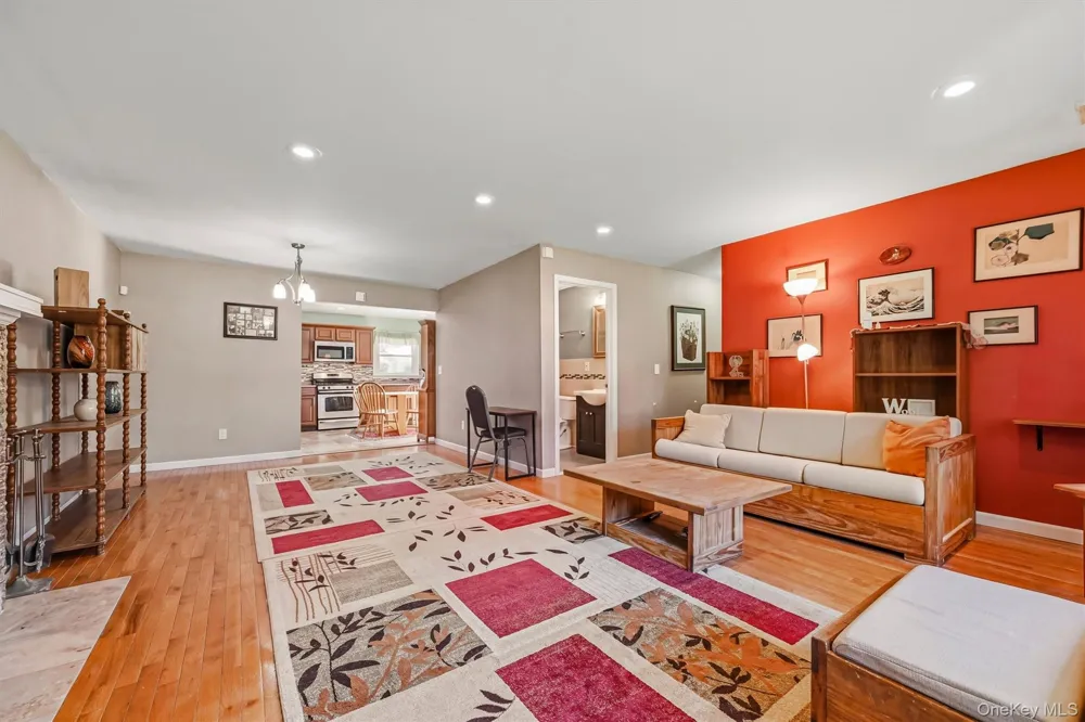 105 Pine Drive New Windsor, NY 12553