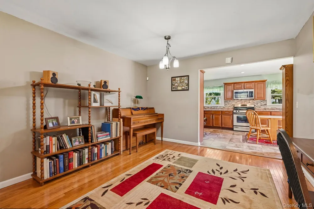 105 Pine Drive New Windsor, NY 12553