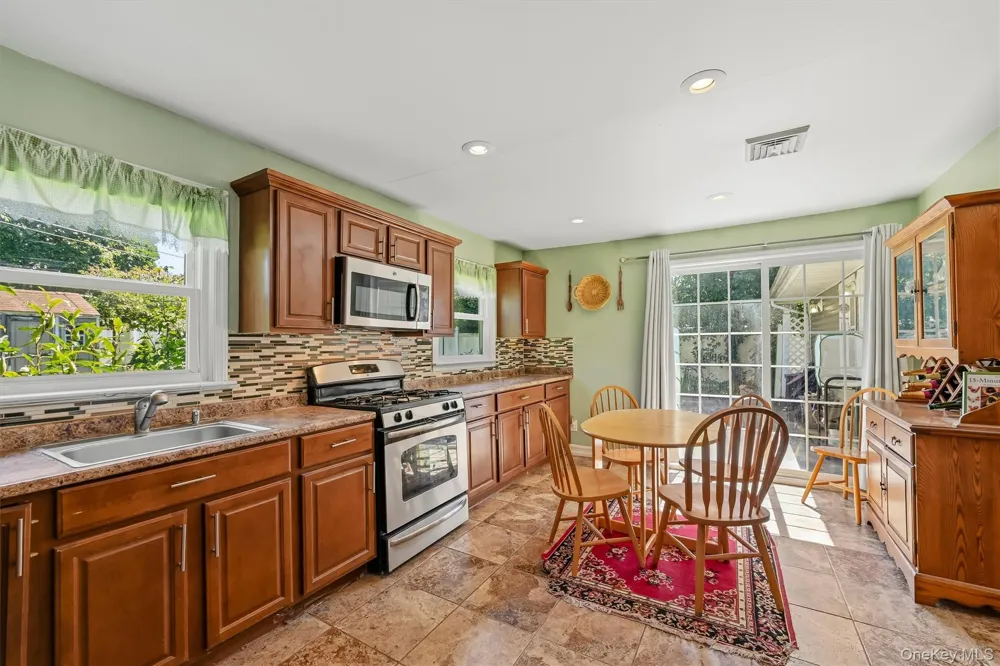 105 Pine Drive New Windsor, NY 12553