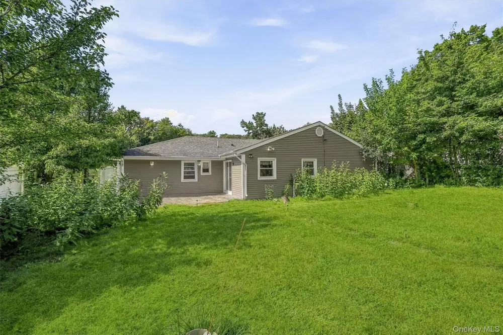 105 Pine Drive New Windsor, NY 12553