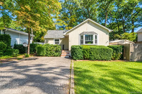 7 Beacon Drive